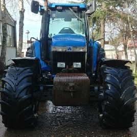 New Holland 8870