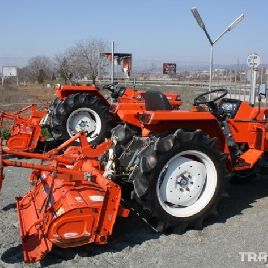 Kubota L-1 235 Sunshine