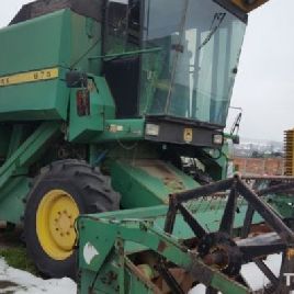 John-Deere 975