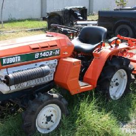 Kubota B 1402 - M