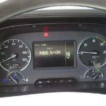 Mercedes-Benz Actros 1841 2-axle tipper crane Greiferst.