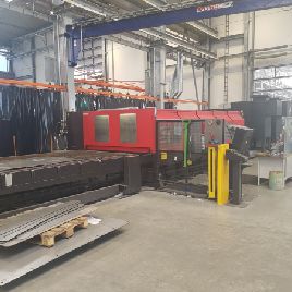 Máquina de corte por láser AMADA FO 4020 NT 4 KW