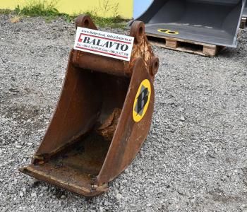 Narrow digging bucket 450 mm