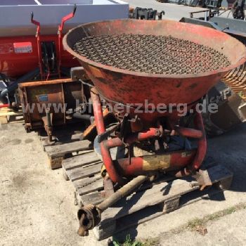 John Deere 2520 HST, mower deck + high dump, cab, MOT