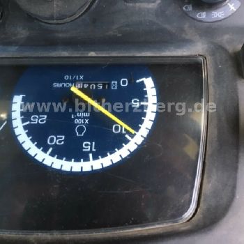 John Deere 2520 HST, mower deck + high dump, cab, MOT