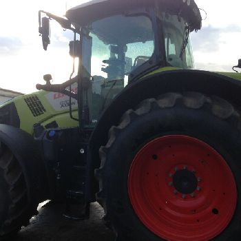 Claas AXION 870 CMATIC