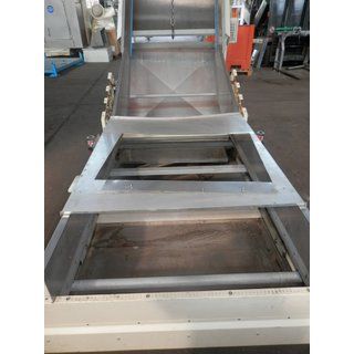 B12990 | Conveyor belt riser belt width 1000 mm used