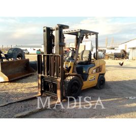 CHARIOTS ÉLÉVATEURS CATERPILLAR 2P7000