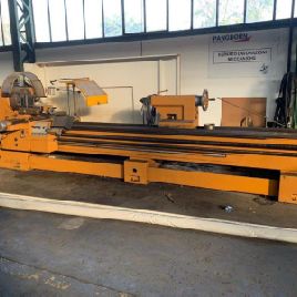 Torno pbr 4000 x 400 orificio 130 mm