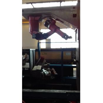 Reis welding robot working