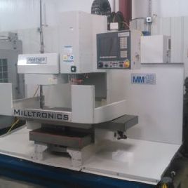 MILLTRONICS MM18 CNC Mill