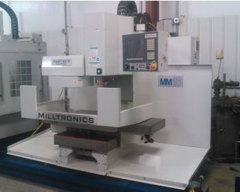 MILLTRONICS MM18 CNC Mill