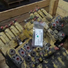 Hydraulic distributor for CATERPILLAR 322