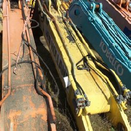 Boom for NEW HOLLAND E215B