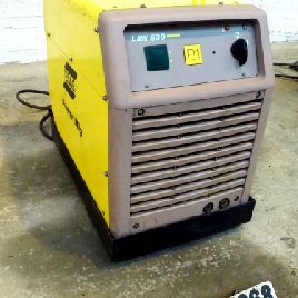 ESAB LAW 520 500 amp Power Source