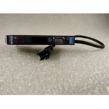 Keyence FS-V11 fiber optic sensor