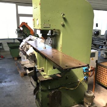 Single Column Press - Hydraulic NEFF 6800