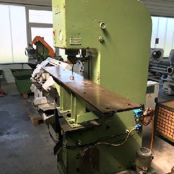 Single Column Press - Hydraulic NEFF 6800