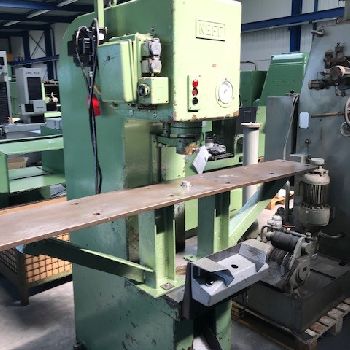 Single Column Press - Hydraulic NEFF 6800