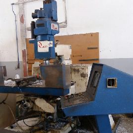 Вертикально-фрезерный станок с ЧПУ CNC