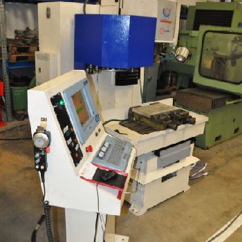 Gloria Europa Machining center - vertical