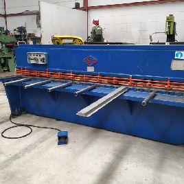 Ajial 3000x4 hydraulic shear