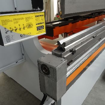 Ermaksan Speedbend Pro 2600 100 Press brake cnc/nc