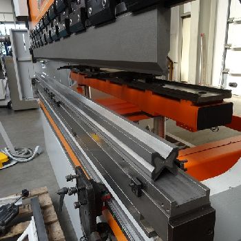 Ermaksan Speedbend Pro 2600 100 Press brake cnc/nc