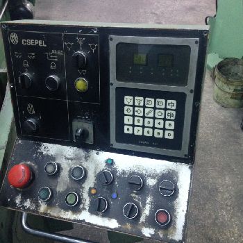 Csepel FKP 326-10 Gear grinding machine