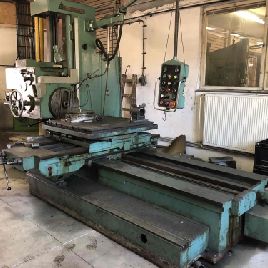 TOS W-9 Table type boring machine