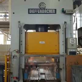 Dieffenbacher PO DT II 200/ 60 Plastic machine