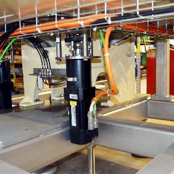 Hormes Solo SV Crimping machine - capper - crimping machine