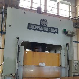 Dieffenbacher PO 200 A/S Plastic machine