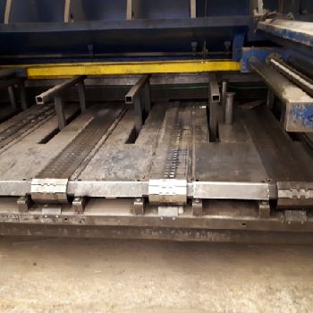 Steiner HTS 40/13 C hydraulic shear