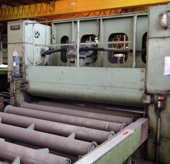 WMW Wildau UBR 32x2500-7/16 Leveling / straightening machine