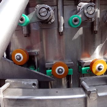 Used Krones VK2V036/(V)09-104 Bottling unit