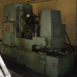 Stanko 53A80N Tailleuse verticale à engrenages