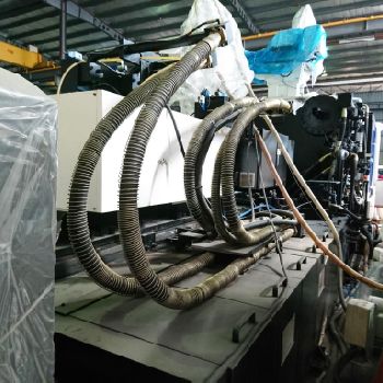 LS LGH1800S Injection moulding machine