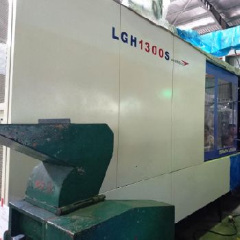 LS LGH1800S Injection moulding machine