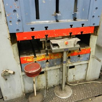 SMG HZPU , 200-1250/2000 metal press