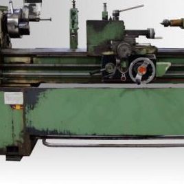 PINACHO L1/225 lathe