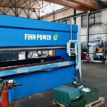 Finn-Power TS1 100-3100 Press brake cnc/nc