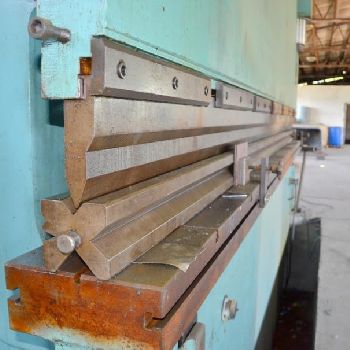 Piesok CTO 400 A X 5000 MM Press brake