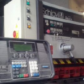 Schiavi Amada 630a CNC ollók