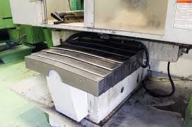 Milltronics RH20-D cnc universal milling machine