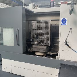 Hitachi Seiki HS500 Обрабатывающий центр - на поддонах