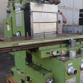 Arsenal FU402 universal milling machine