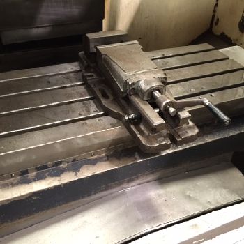Kryle VMC 700 Machining center - vertical