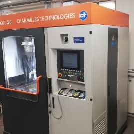 Machine d'électro-érosion par fil Charmilles ROBOFIL 310