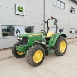 John Deere 5050E